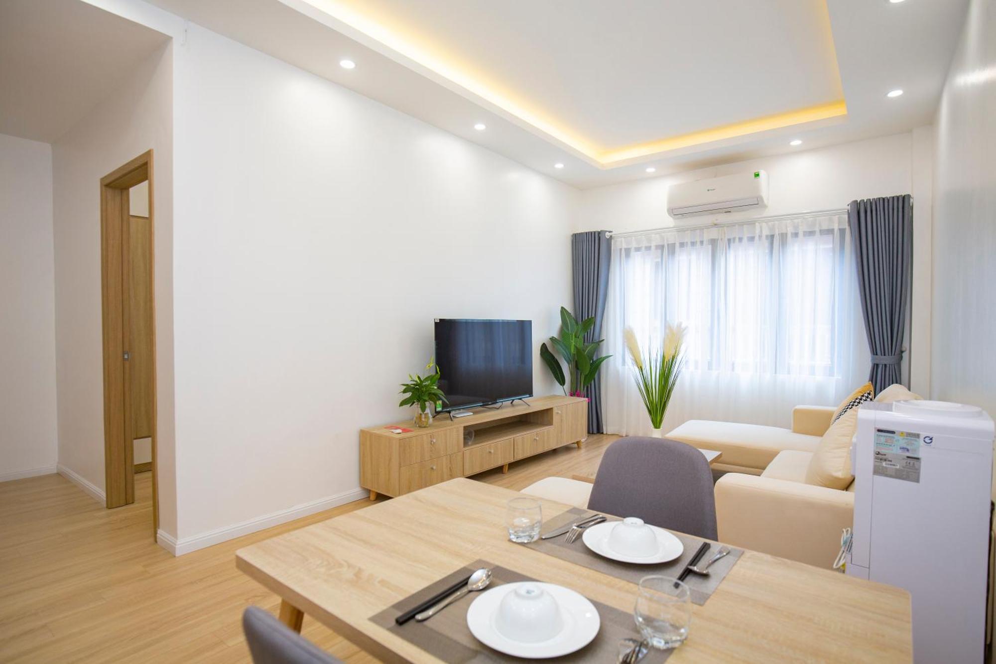 Apartment Sumitomo 12- Apartment-535 Kim Ma Street *