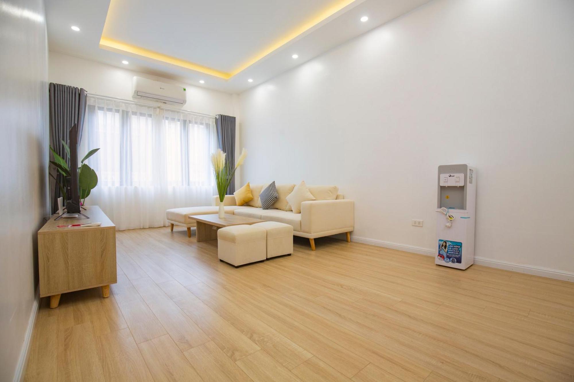 Sumitomo 12- Apartment-535 Kim Ma Street * Hanoi